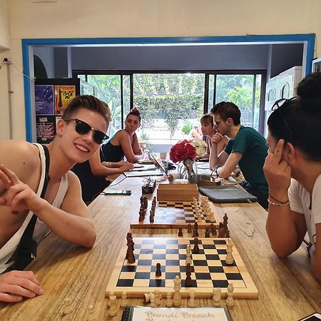 Bondi Beach Backpackers Сидни Екстериор снимка